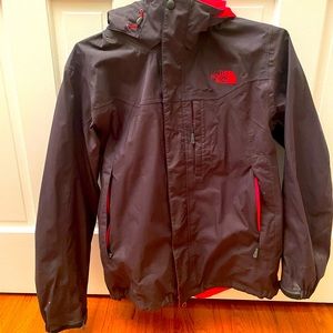 Mens’ North Face Ski/Snowboard Jacket.  Black, Size M.